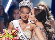 Tân Hoa hậu Hoàn vũ có nguy cơ bị tước vương miện