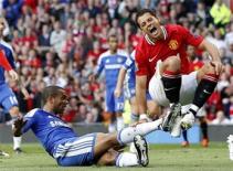 Tiền và bạo lực...