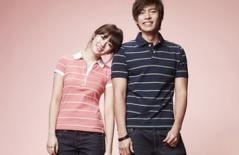 Con trai cực kì thích được... làm anh 