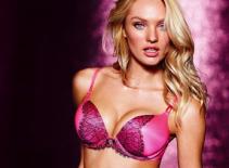 Candice Swanepoel 'bùng cháy' với đường cong rực lửa