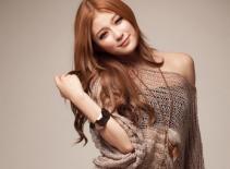 Áo len điệu đà dạo chơi dịp cuối tuần