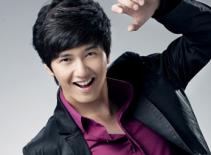 Huỳnh Anh: Không muốn làm hotboy