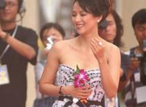 Chương Tử Di và những chiếc váy theo năm tháng (P1)