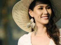 Thân Thúy Hà: Hạnh phúc với “điểm khuyết”