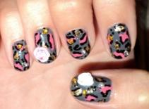 Sang thu cùng nail họa tiết động vật 