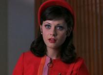 Những cô nàng tiếp viên hàng không gợi cảm trên màn ảnh