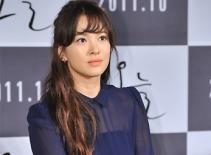 Mỹ nữ không tuổi Song Hye Kyo trong ngày ra mắt phim mới