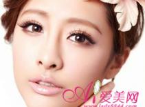 Trang điểm cho dáng lông mày ngang đẹp