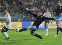 Video Bulgaria - Anh: Sư tử gầm vang