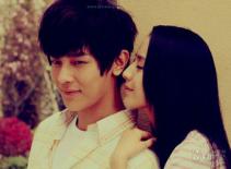 Uông Đông Thành, Đông Lệ Á thân mật trong "The purple house"