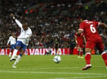 Video Anh - Wales: Sư tử trở lại