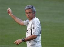 Mourinho “chê” lương 25 triệu euro/năm