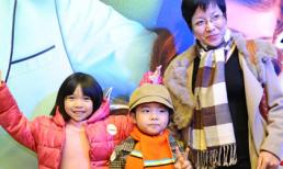 MC Thảo Vân đưa con trai đi xem phim Tết