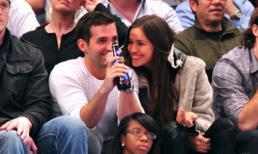 Bắt cận cảnh bồ Rô điệu cười đùa bên trai lạ 