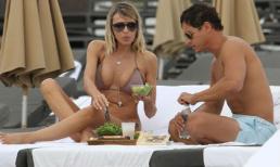 "Phi công" của Rita Rusic không thể rời tay khỏi bạn gái 51 tuổi 