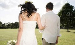 Ấm ức vì mới chia tay người yêu đã đi lấy vợ