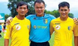 Xúc phạm fan xứ Nghệ, Hồng Tiến hết đường về quê ăn tết