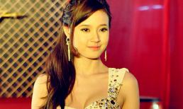 Midu lấp ló vòng một trên thảm đỏ