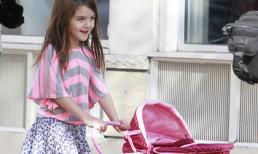 Suri đang thể hiện cách sống của một thiếu nữ