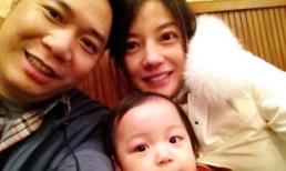 Triệu Vy khoe ảnh năm mới bên chồng con