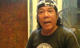 "Dị nhân" bữa ăn nào cũng "tráng miệng" bóng đèn neon 