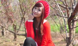 Cùng Miss Teen “đọ dáng” với hoa đào ngày cuối năm