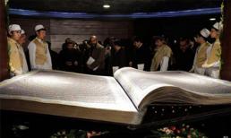 Trình làng cuốn kinh Cô-ran lớn nhất thế giới