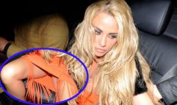 Katie Price 'phơi hàng' trên xe