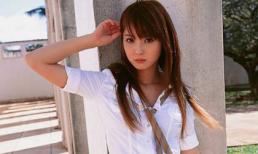 Nữ sinh Sài thành “biến tấu” đồng phục khoe cơ thể