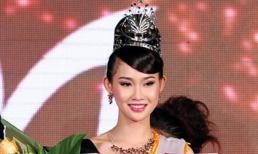 Lê Hoàng không quan tâm lùm xùm Nữ hoàng trang sức 2011