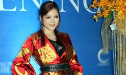 Ngắm chiếc váy bạc tỷ của Lý Nhã Kỳ
