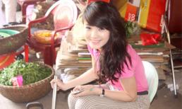 Em gái Công Vinh giản dị đi từ thiện