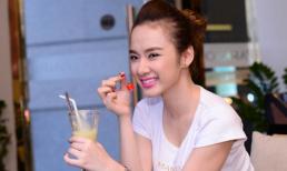 Angela Phương Trinh: 'Tôi không dao kéo, chỉ khéo độn vòng một'