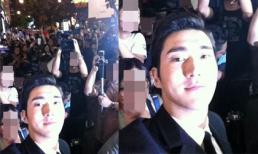 Siwon (Super Junior) "tự sướng" giữa rừng phóng viên vây quanh