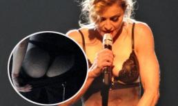 Madonna tụt quần khoe trọn vòng 3 trên sân khấu