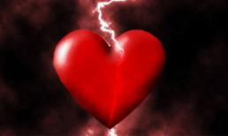 Tình sét đánh: yêu em vì em "hay hay"