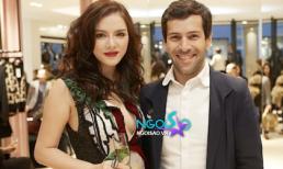 Lý Nhã Kỳ khéo khoe vòng 1 gợi cảm trên đất Pháp