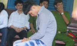 Bị mẹ người tình phát hiện khi đang giao cấu