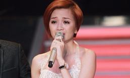 Dân mạng 'ném đá', cho rằng Thiều Bảo Trang diễn kịch