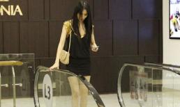 Á hậu Hoàng Minh Thư một mình ra về sau sự kiện