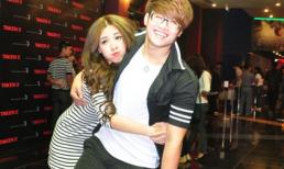 Hà Mint - Tùng Tống "cực nhắng nhít" tại rạp chiếu phim