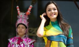Á hậu Hoàng Anh gợi cảm với áo dài... 'cực độc'