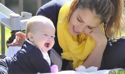 Con gái Jessica Alba "gây sốt" vì... suốt ngày cười