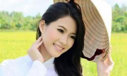 Đứng cạnh Ngọc Trinh, Thu Thảo có thật bị lợi dụng?