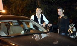 Doãn Tuấn sành điệu cưỡi siêu xe BMW 750 hơn 4 tỷ