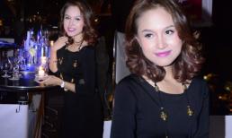 Gái một con Vân Hugo vẫn căng tràn sức trẻ 