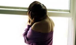 Thầy giáo “dạy” nữ sinh “làm chuyện vợ chồng” trong giờ học thêm