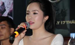 Quỳnh Nga rạng ngời váy trắng trong ngày ra mắt album