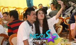 Bắt gặp siêu mẫu Thái Hà ăn uống hè phố, pose ảnh tình tứ cùng Quang Thịnh