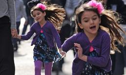 Suri hớn hở vui chơi ngày cuối tuần